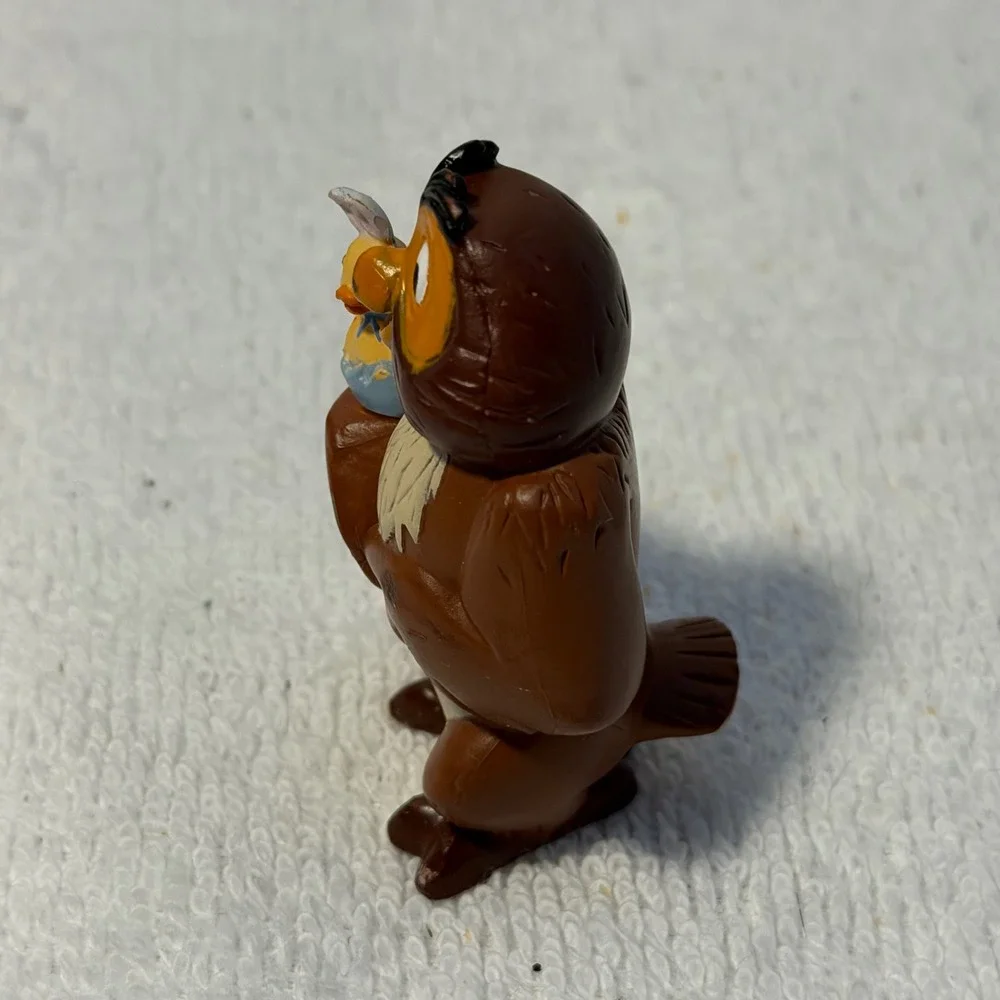 Disney Winnie the Pooh Owl PVC Figure Holding Chick 2000 PMI Vintage 2 Inch